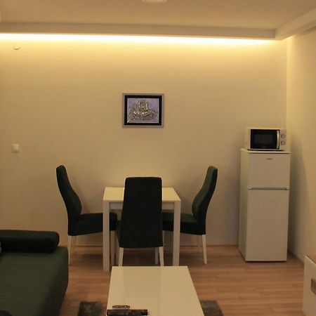 "E&S" Apartment โมสตาร์ ภายนอก รูปภาพ